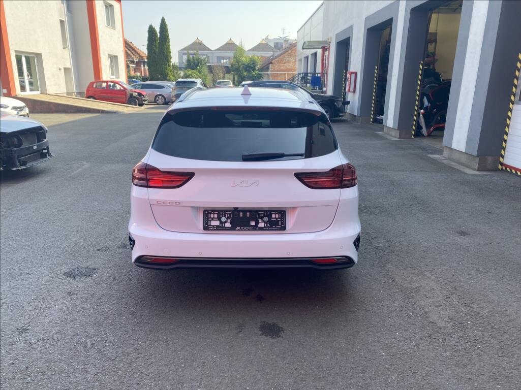 KIA Ceed Kombi 1,5 l 103 kw