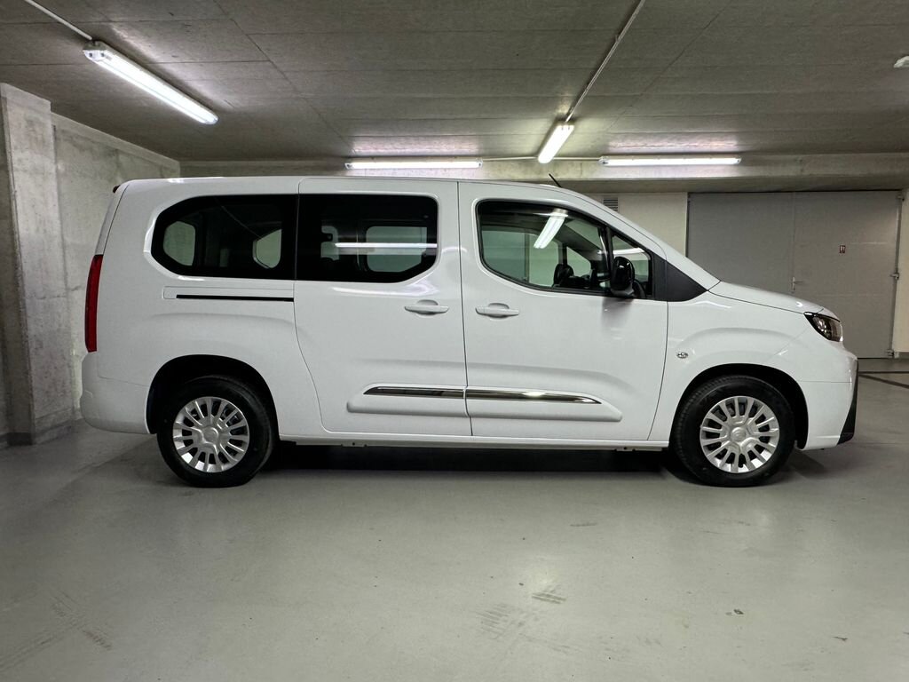 Toyota ProAce City Verso MPV 1,2 l 81 kw