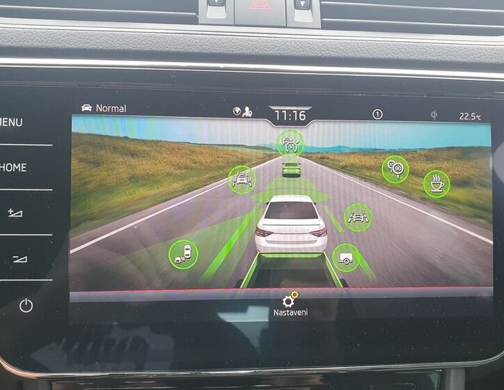 Škoda Superb Sedan / Limuzína 2,0 l 140 kw