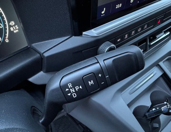 Volkswagen Caravelle 16