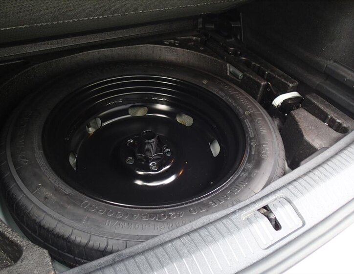 Volkswagen Tiguan SUV / Terénní 2,0 l 110 kw