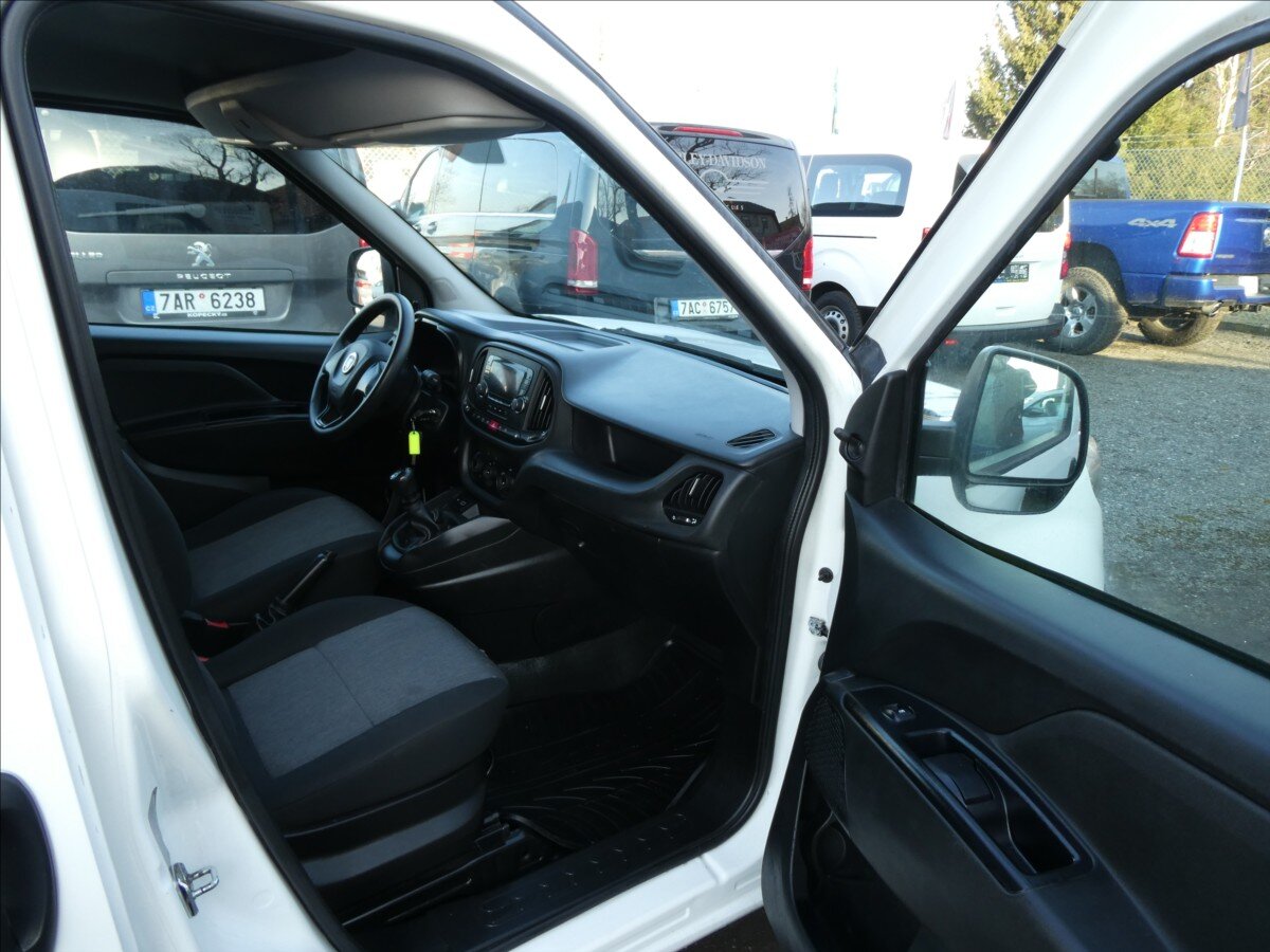 Fiat Dobló cargo Pick-up 1,4 l 88 kw