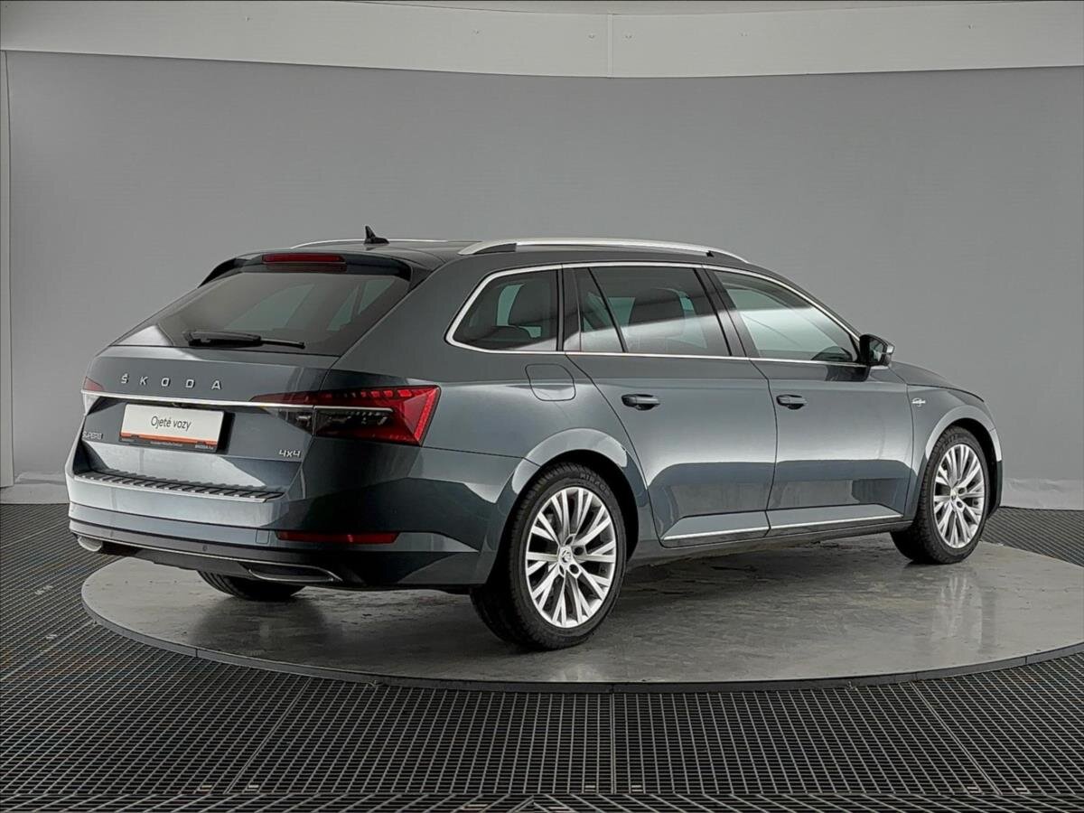 Škoda Superb Kombi 2,0 l 147 kw