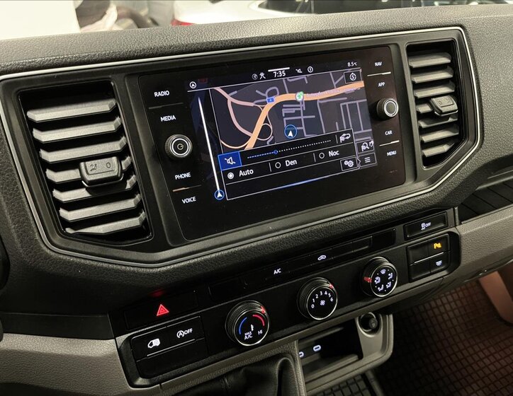 Volkswagen Crafter Skříň 2,0 l 103 kw