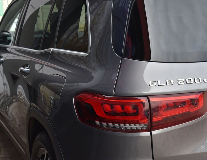 Mercedes-Benz GLB SUV / Terénní 2,0 l 110 kw