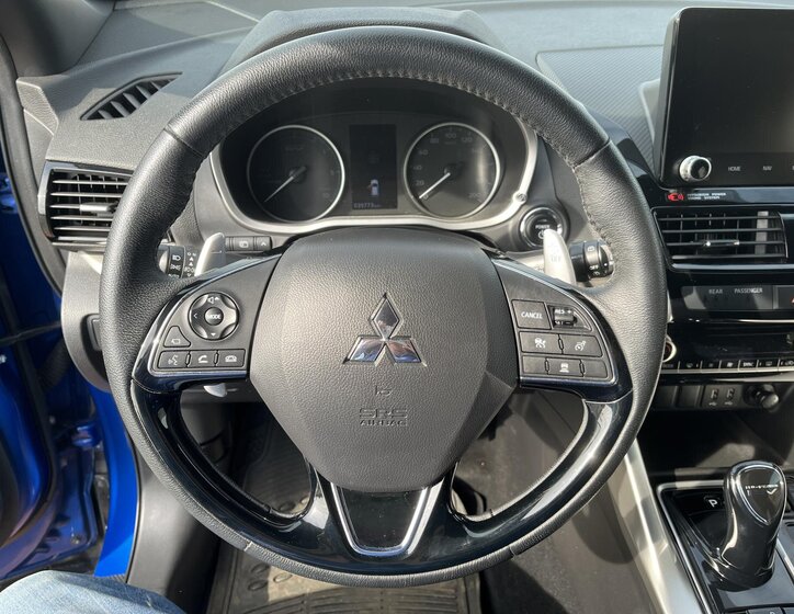 Mitsubishi Eclipse Cross SUV / Terénní 2,4 l 72 kw