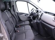 Renault Trafic 12