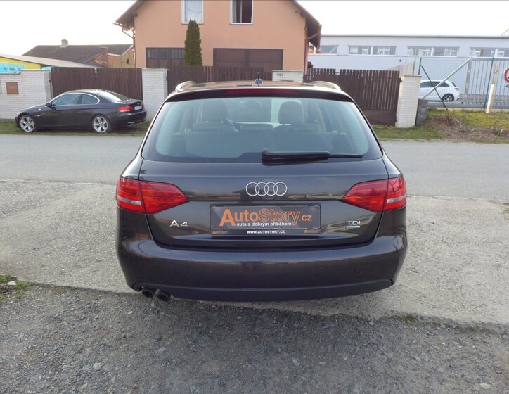 Audi A4 Kombi 2,0 l 105 kw