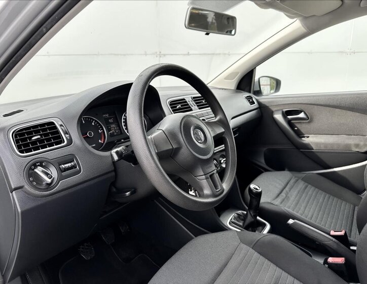 Volkswagen Polo Hatchback 1,6 l 66 kw