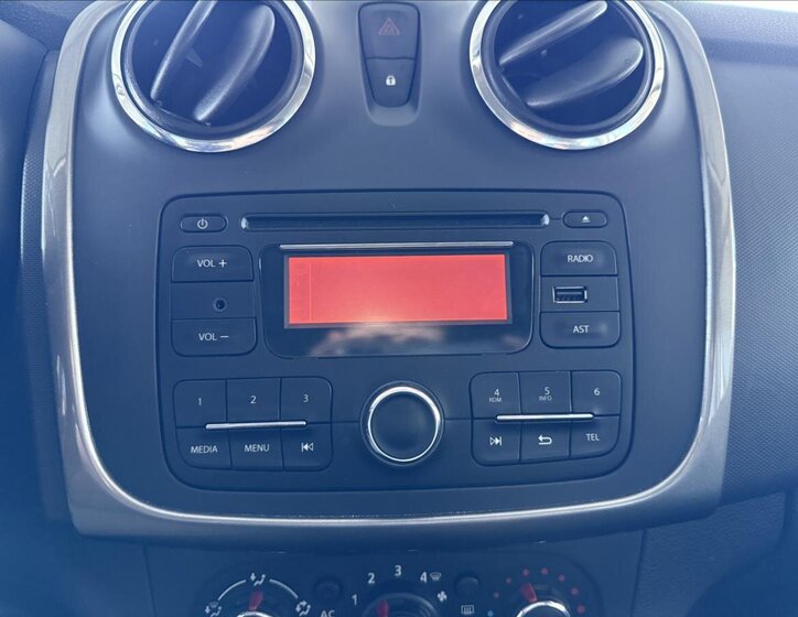 Dacia Sandero Hatchback 898,0 66 kw