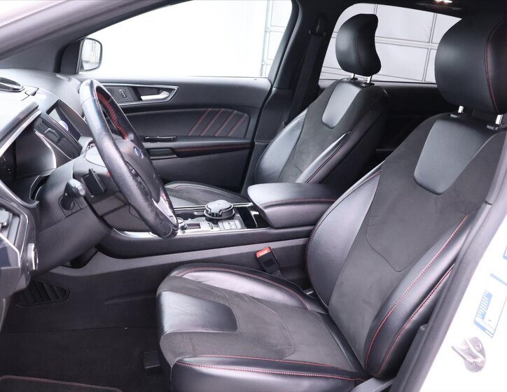 Ford Edge SUV / Terénní 2,0 l 175 kw