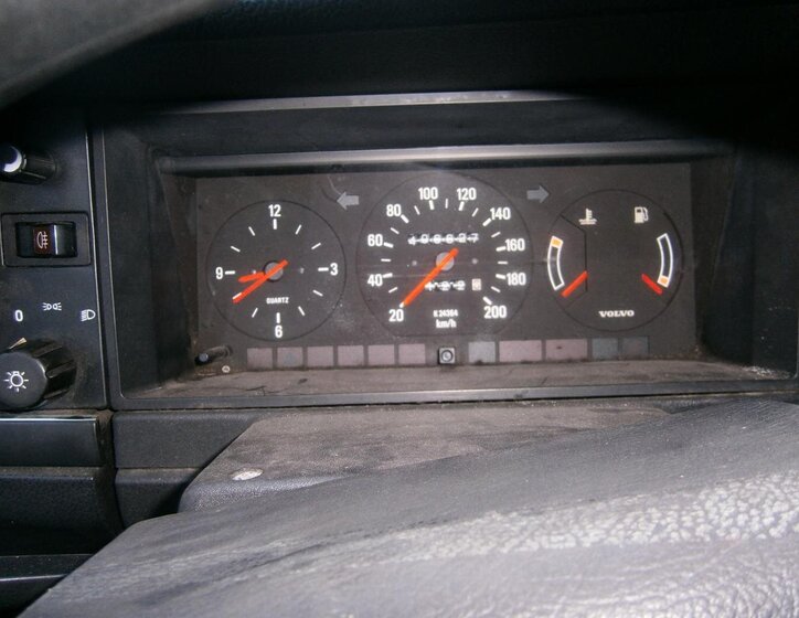 Volvo 240 Kombi 2,3 l 85 kw