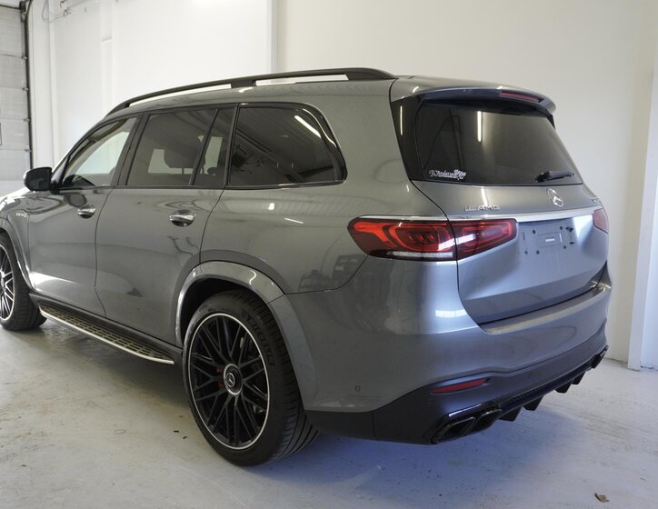 Mercedes-Benz GLS SUV / Terénní 4,0 l 450 kw