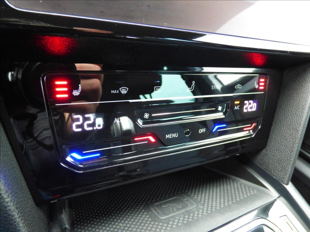 Volkswagen Passat Kombi 1,4 l 115 kw