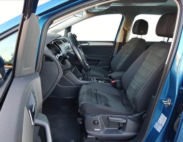 Volkswagen Touran MPV 1,2 l 81 kw