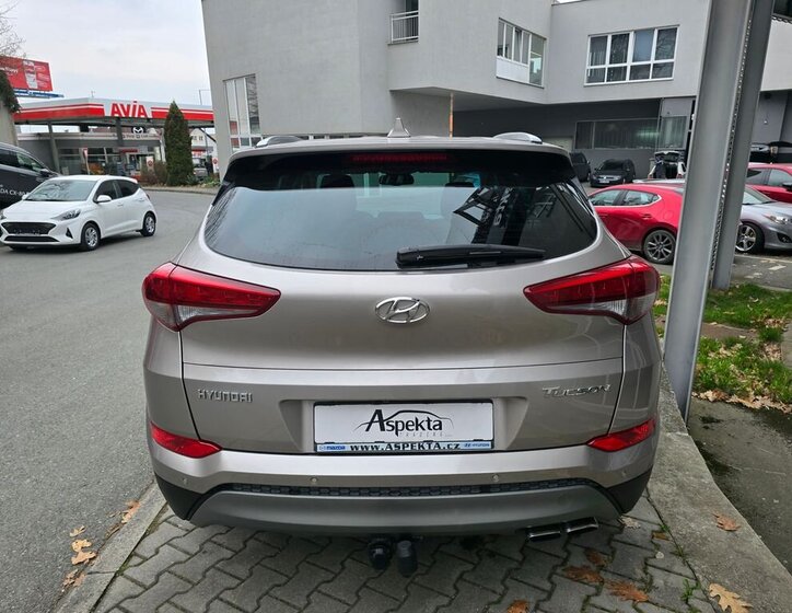 Hyundai Tucson SUV / Terénní 1,6 l 130 kw