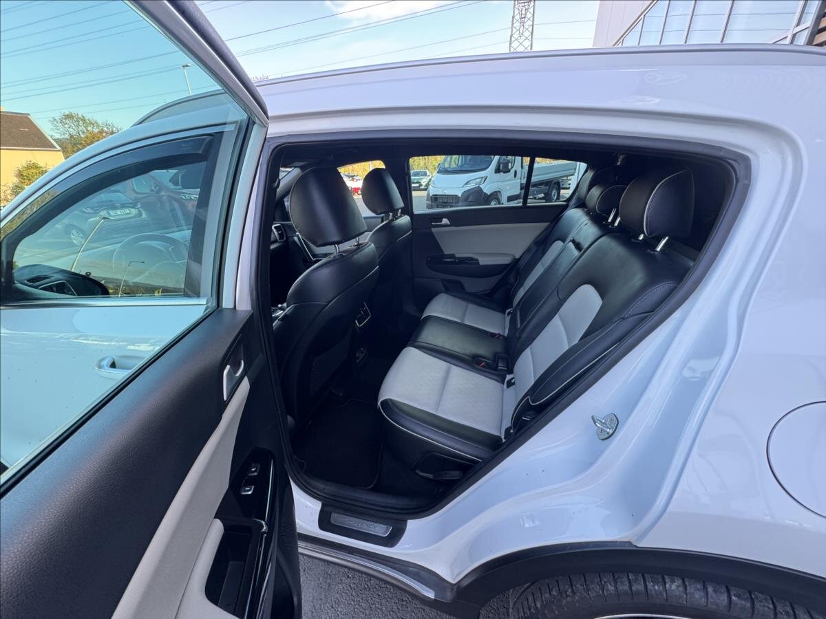 KIA Sportage SUV / Terénní 2,0 l 136 kw