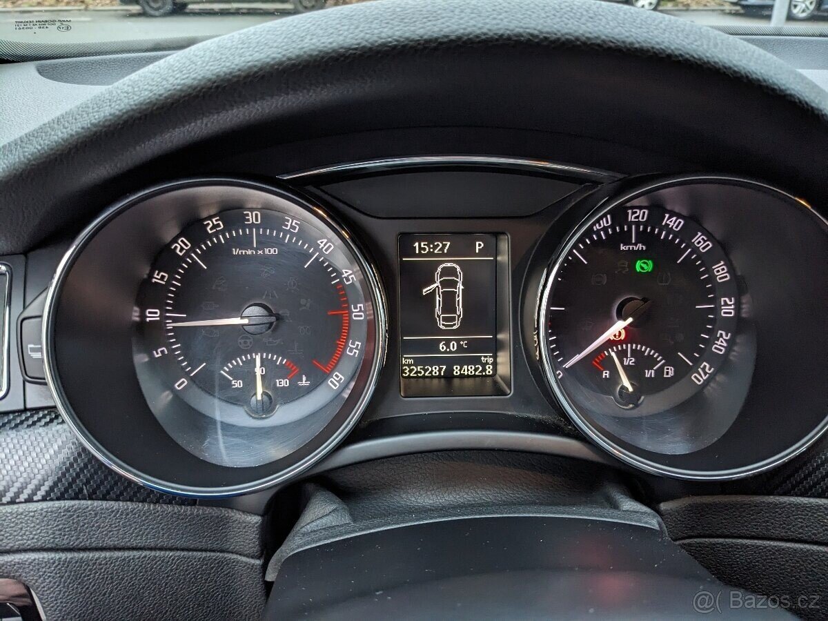 Škoda Superb Sedan 2,0 l 103 kw