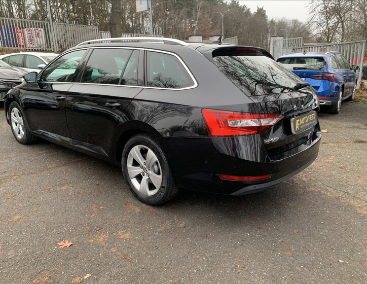 Škoda Superb 7