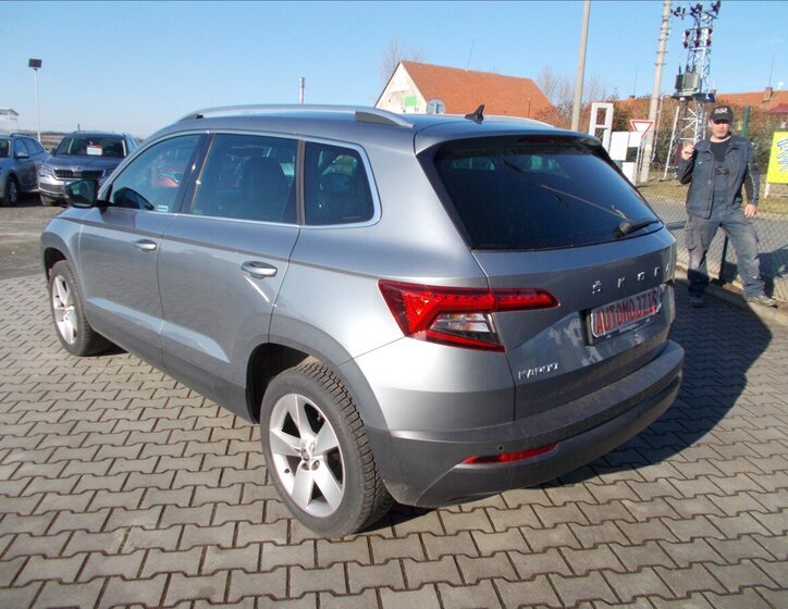 Škoda Karoq SUV 2,0 l 110 kw