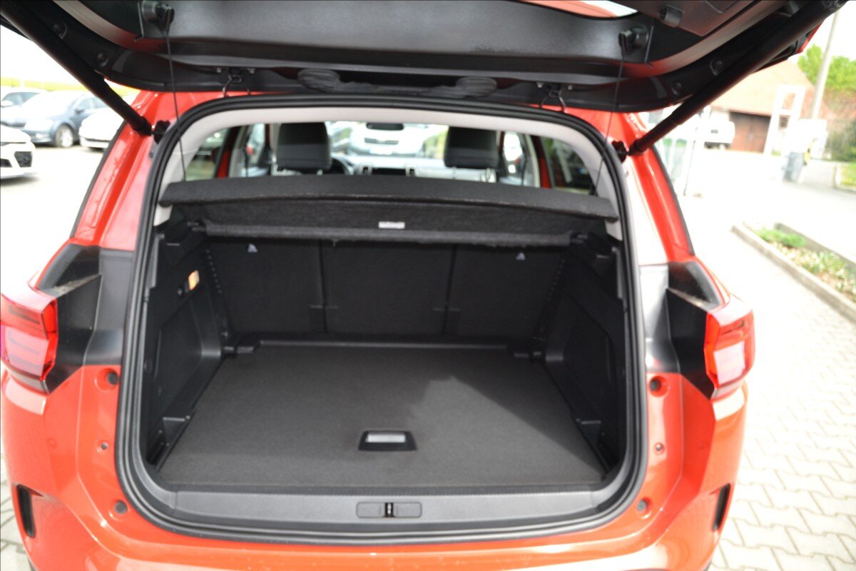 Citroën C5 Aircross SUV / Terénní 1,6 l 133 kw