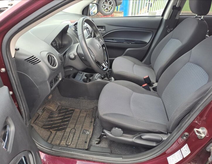 Mitsubishi Space Star 5