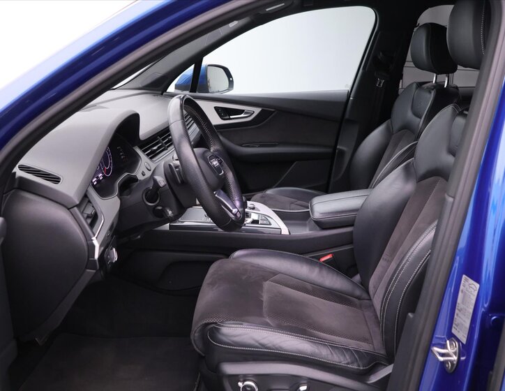 Audi Q7 SUV / Terénní 3,0 l 200 kw