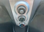 Toyota Yaris Hatchback 1,3 l 64 kw