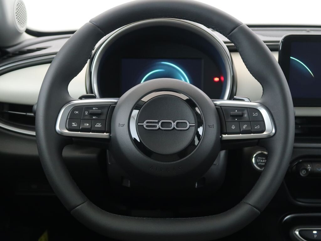 Fiat 600 SUV / Terénní 1,2 l 100 kw