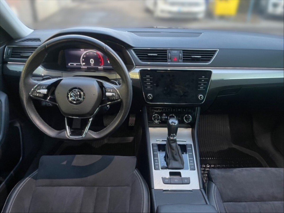 Škoda Superb Liftback 2,0 l 110 kw