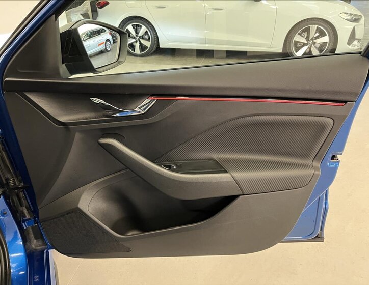 Škoda Kamiq CUV / Crossover 1,5 l 110 kw