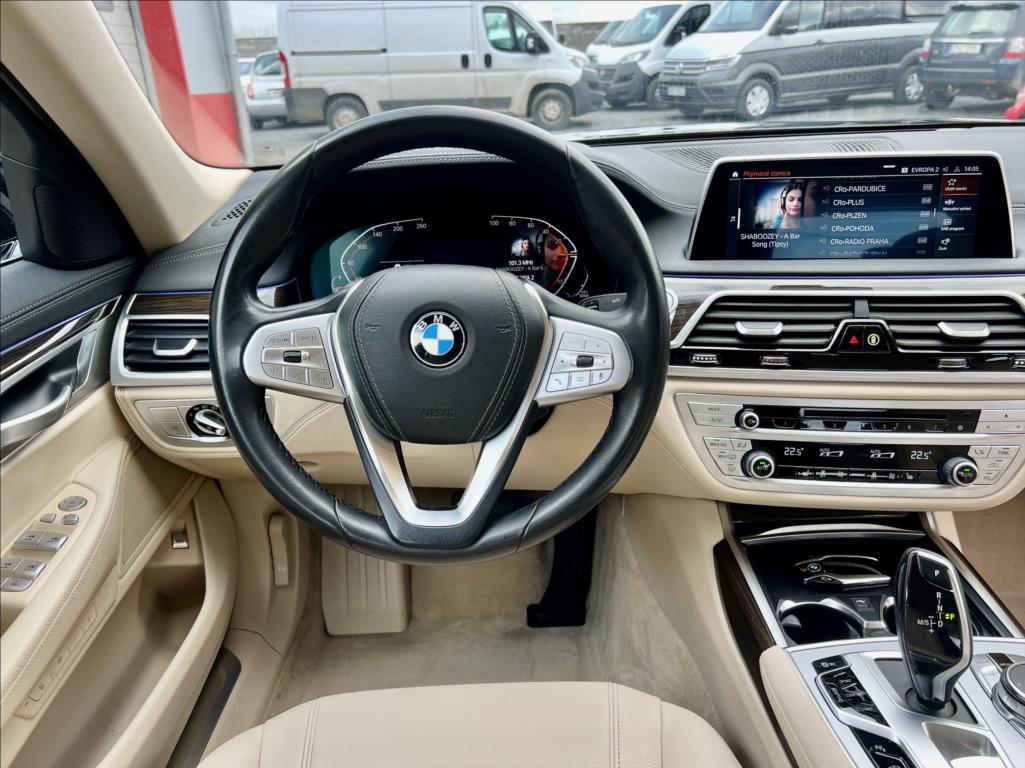 BMW Řada 7