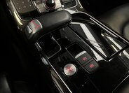 Audi A8 16