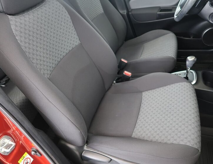 Toyota Yaris Hatchback 1,3 l 73 kw