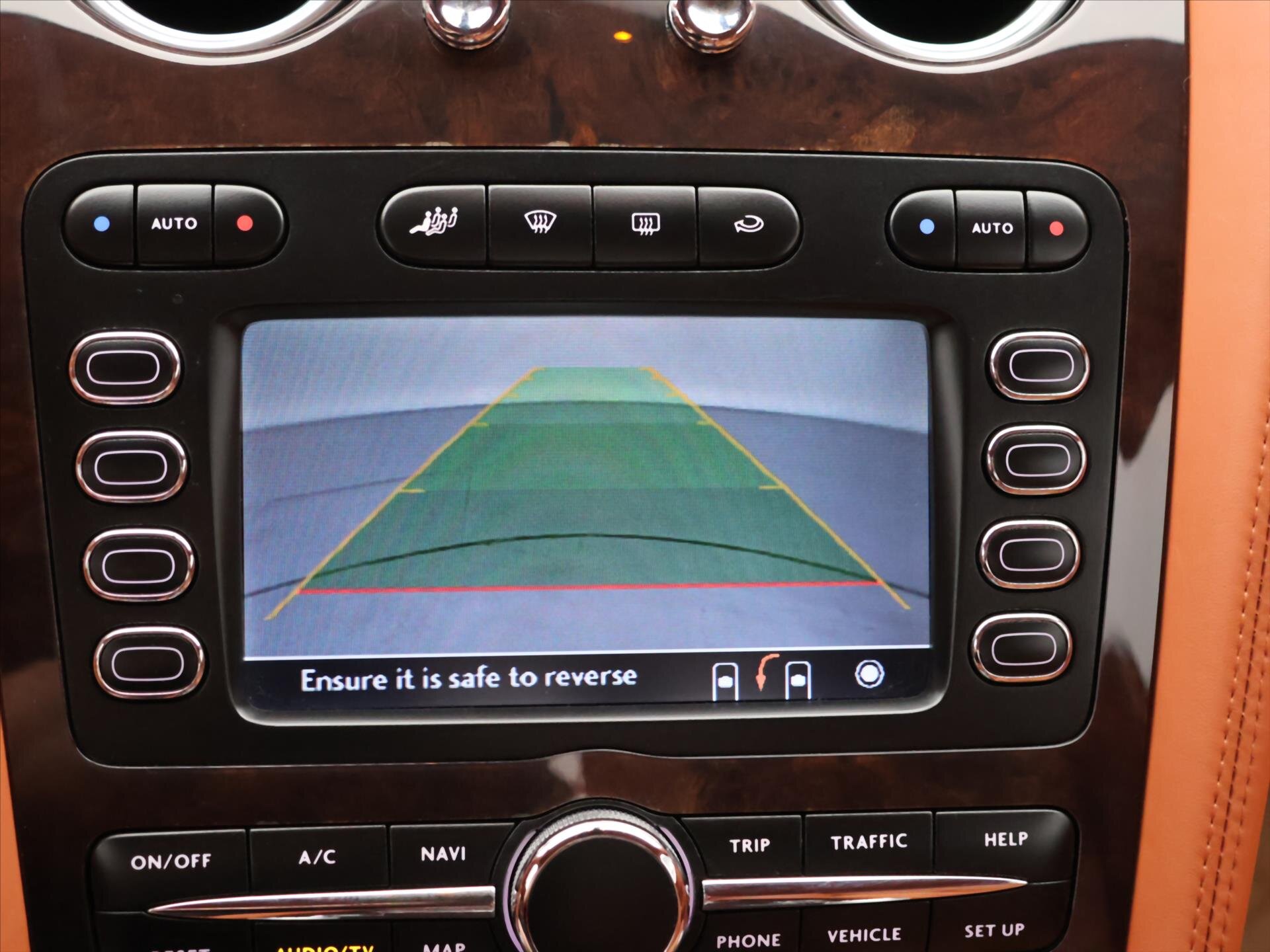 Bentley Continental GT Kupé 6,0 l 412 kw