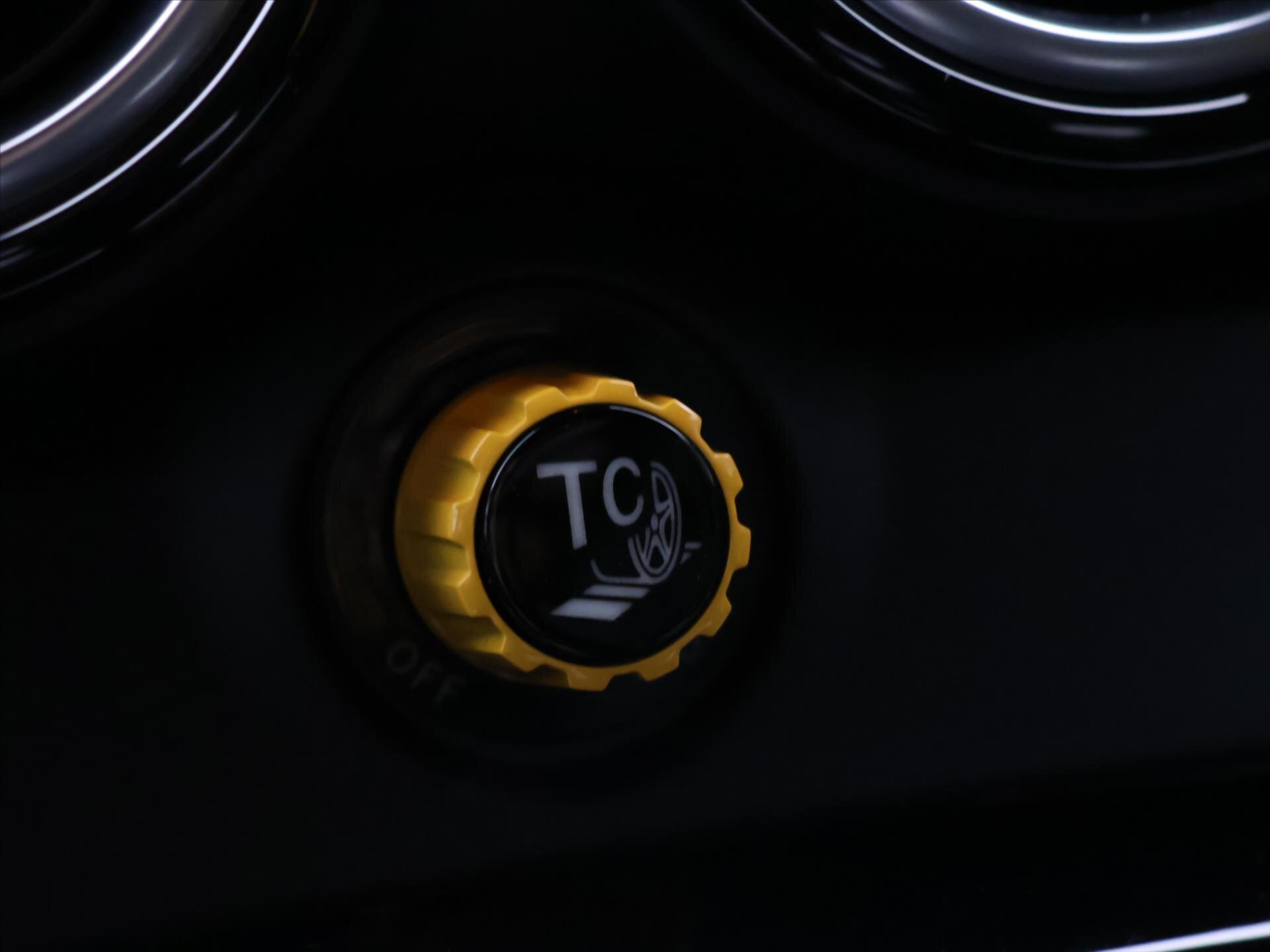 Mercedes-Benz AMG GT Kupé 4,0 l 430 kw