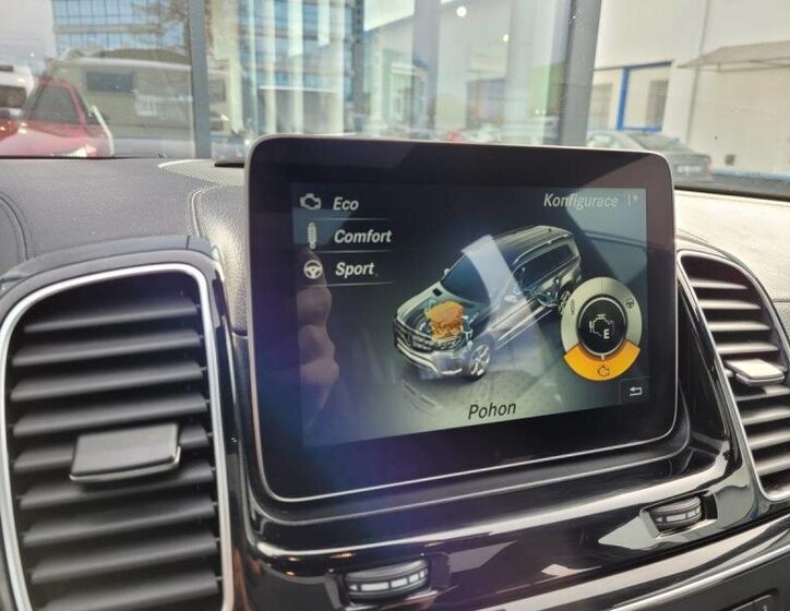 Mercedes-Benz GLS SUV 3,0 l 190 kw