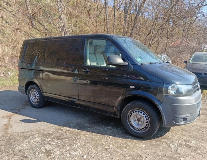 Volkswagen Transporter Skříň 2,0 l 75 kw