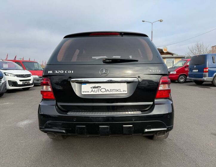 Mercedes-Benz Třídy M 5