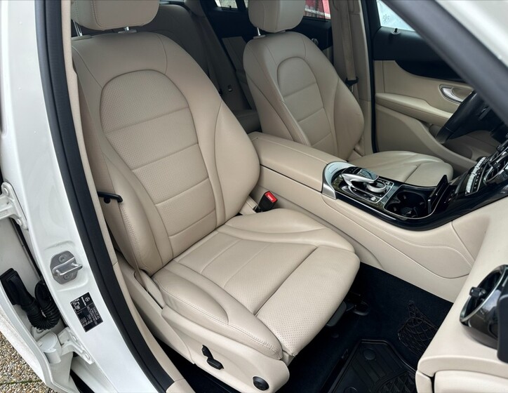 Mercedes-Benz GLC 14