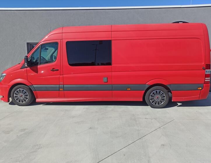 Mercedes-Benz Sprinter 4