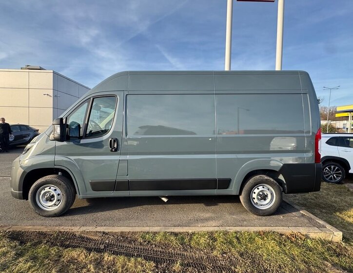 Toyota Proace Max Skříň 2,2 l 106 kw