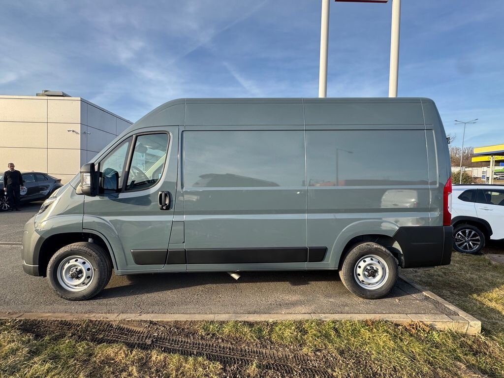 Toyota Proace Max Skříň 2,2 l 106 kw