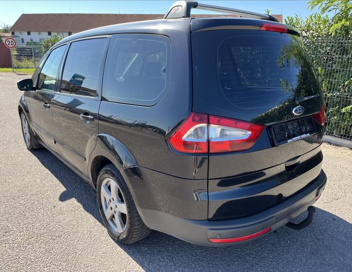 Ford Galaxy 8