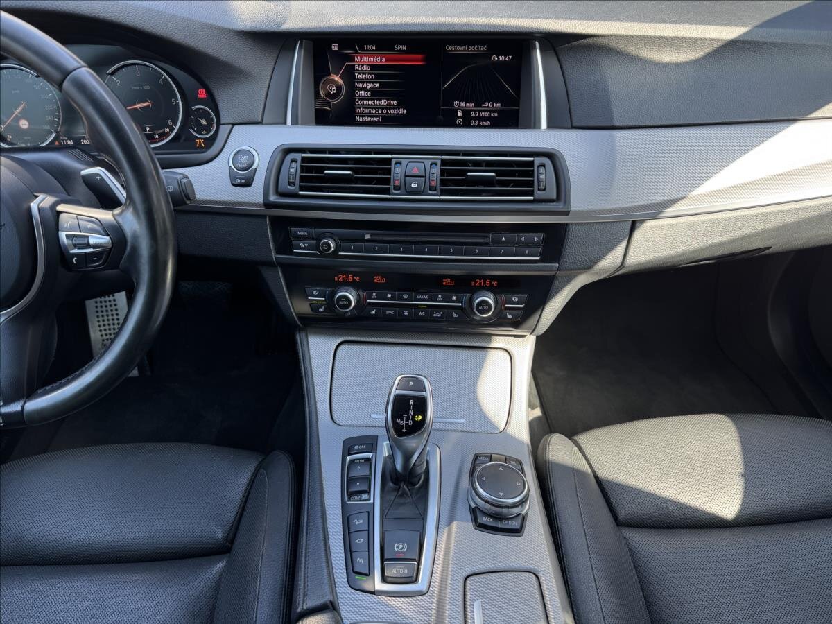 BMW Řada 5 Kombi 3,0 l 230 kw