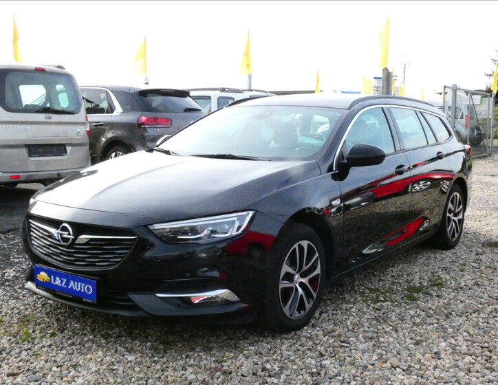 Opel Insignia 1
