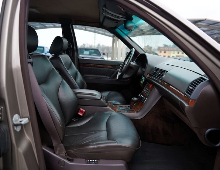 Mercedes-Benz Třídy S Sedan 3,2 l 170 kw