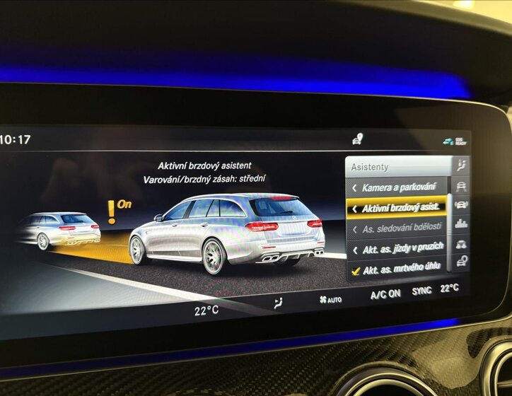 Mercedes-Benz Třídy E Kombi 4,0 l 450 kw