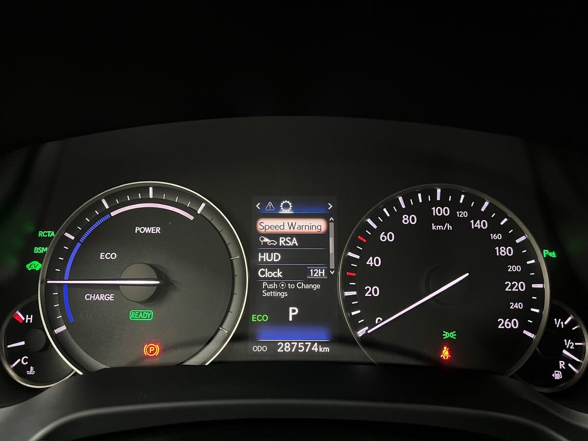 Lexus RX 450h SUV 3,5 l 193 kw