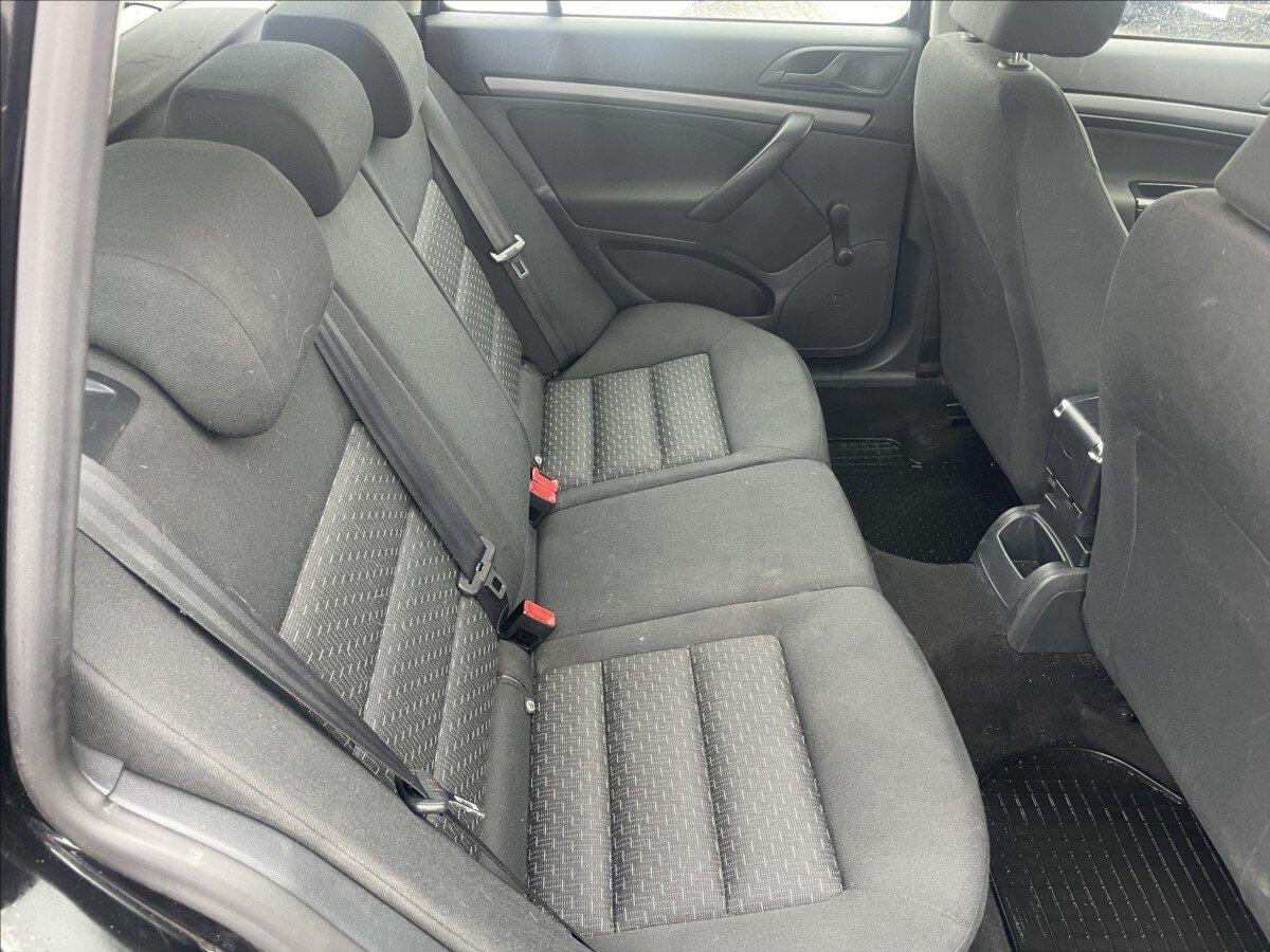 Škoda Octavia Kombi 1,6 l 77 kw